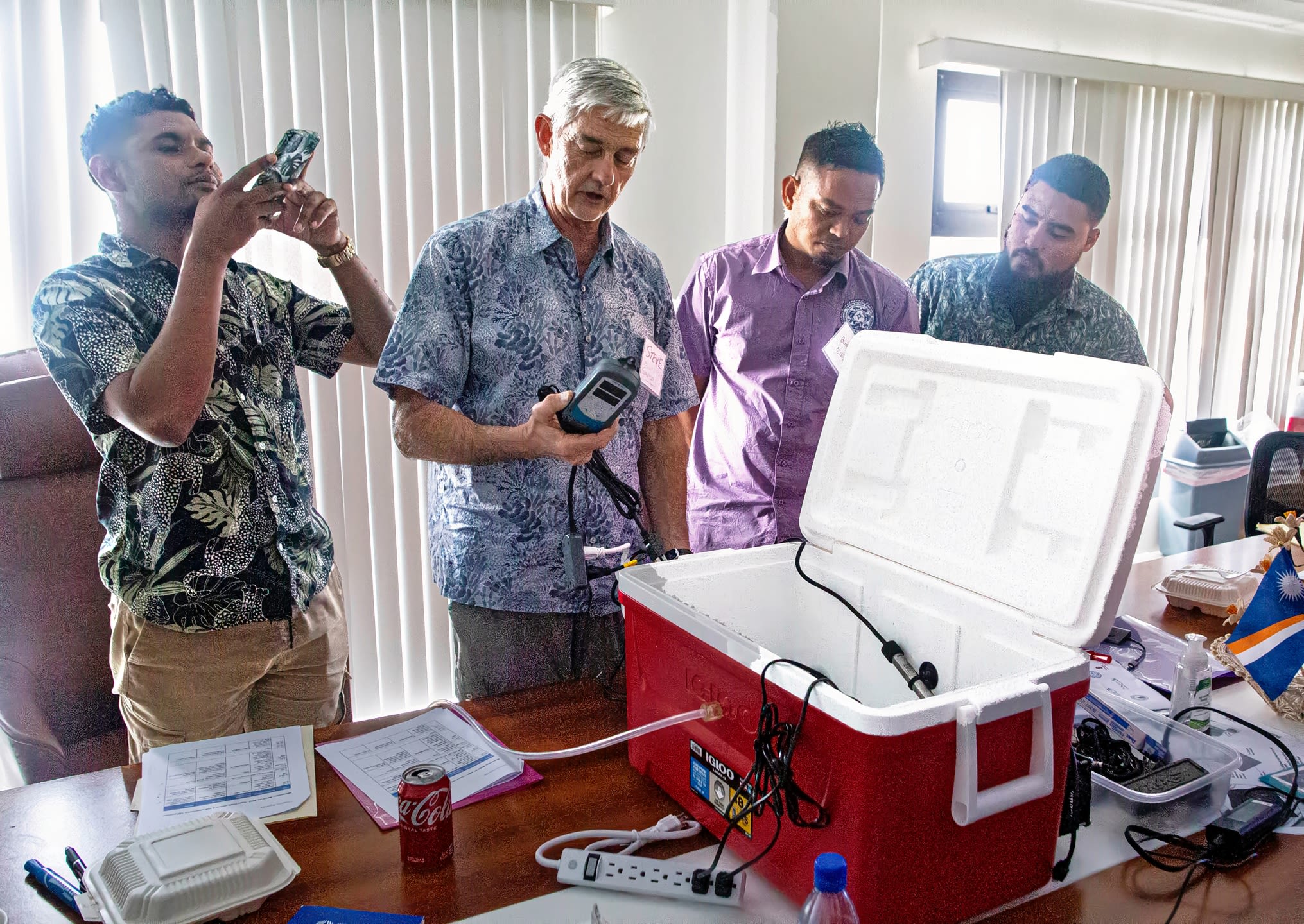 Stanford University marine biologist Dr. Steve Palumbi explains how stress test tanks work with multiple local government and conservation agencies in Majuro, The Federation of the Marshall Islands.